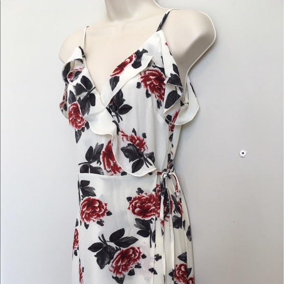 ๐ฅSALE๐ฅNEW Chiffon Maxi dress - Picture 5 of 5