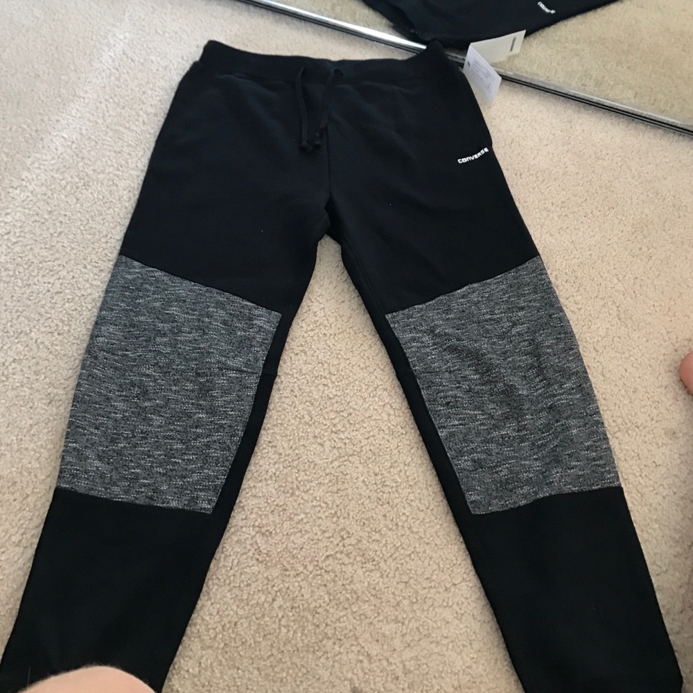 CONVERSE JOGGERS WITH TAGS