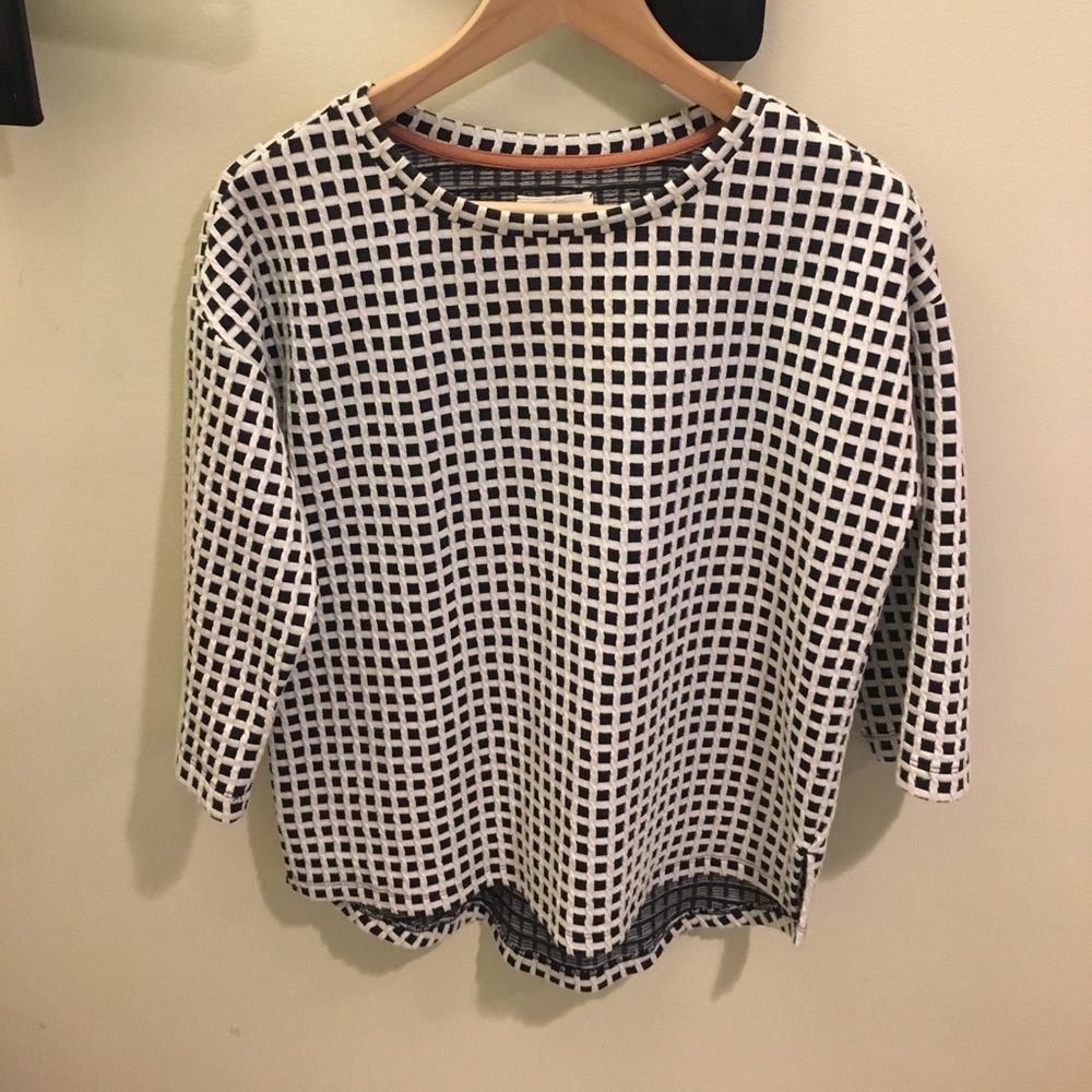 Size small Lou & Grey checkered shirt
