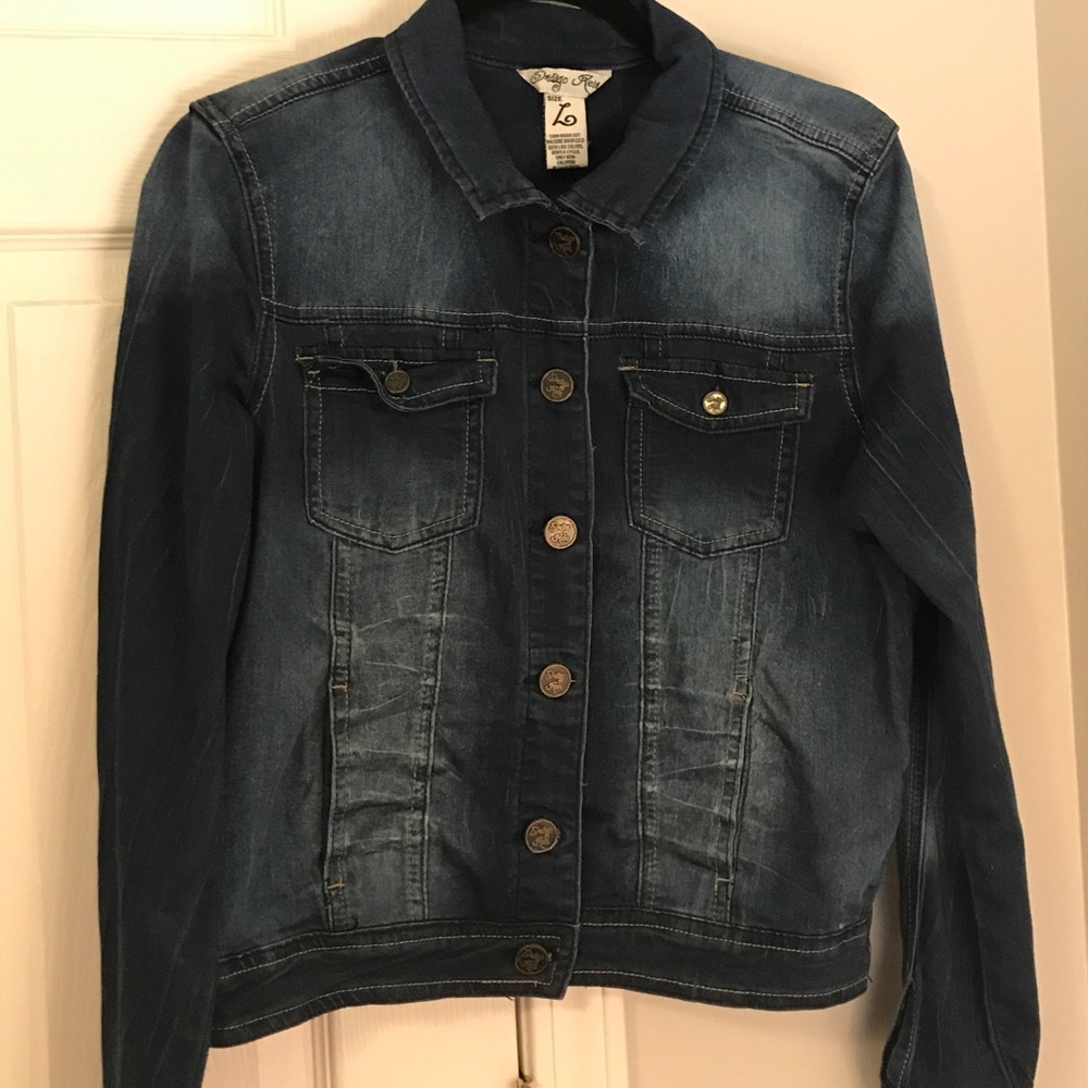 Dark wash jean jacket