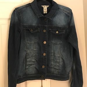 Dark wash jean jacket