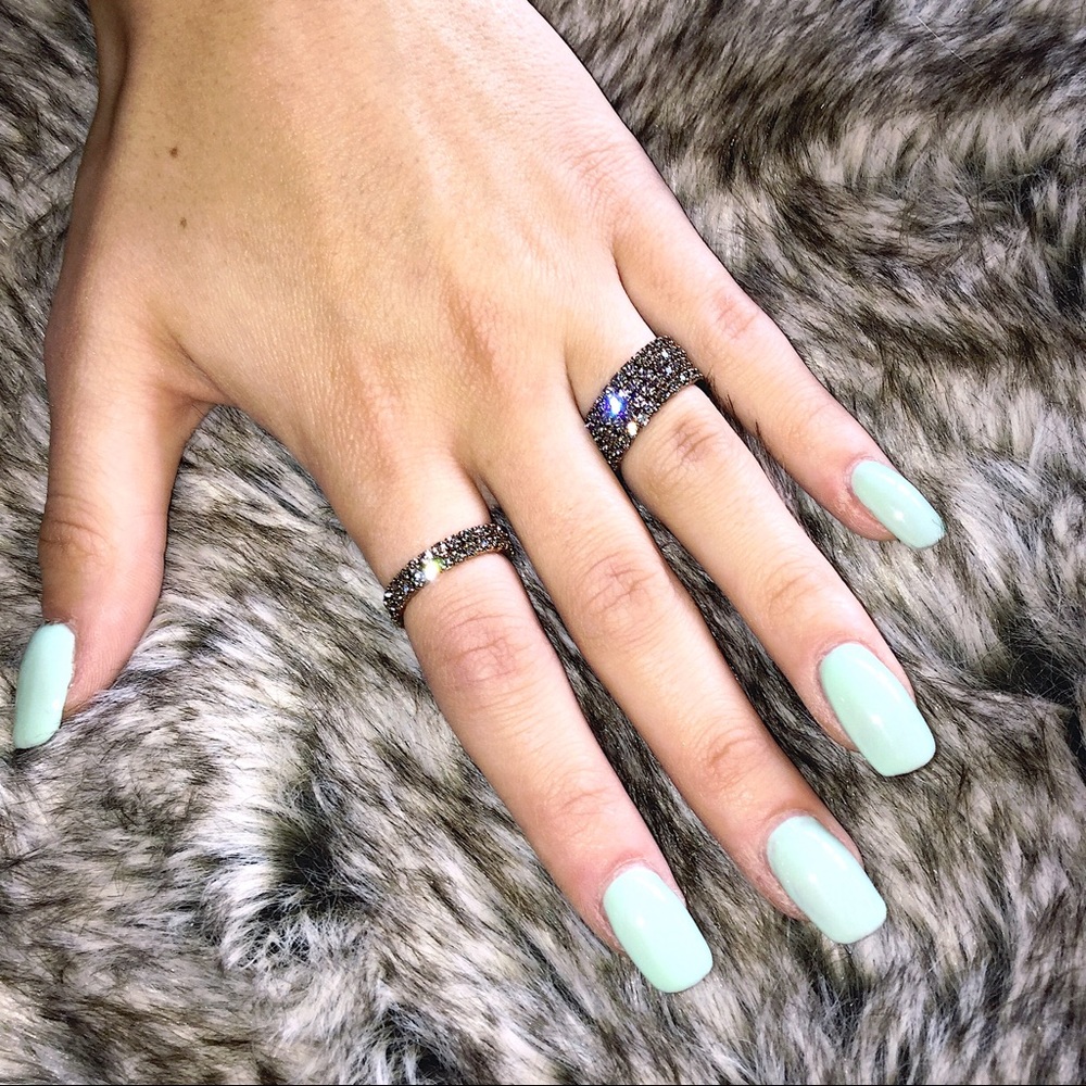Gorgeous Swarovski Crystal Double Band Ring