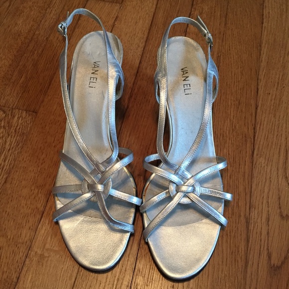 vaneli silver sandals