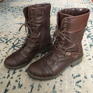 SALE Brown combat boots!