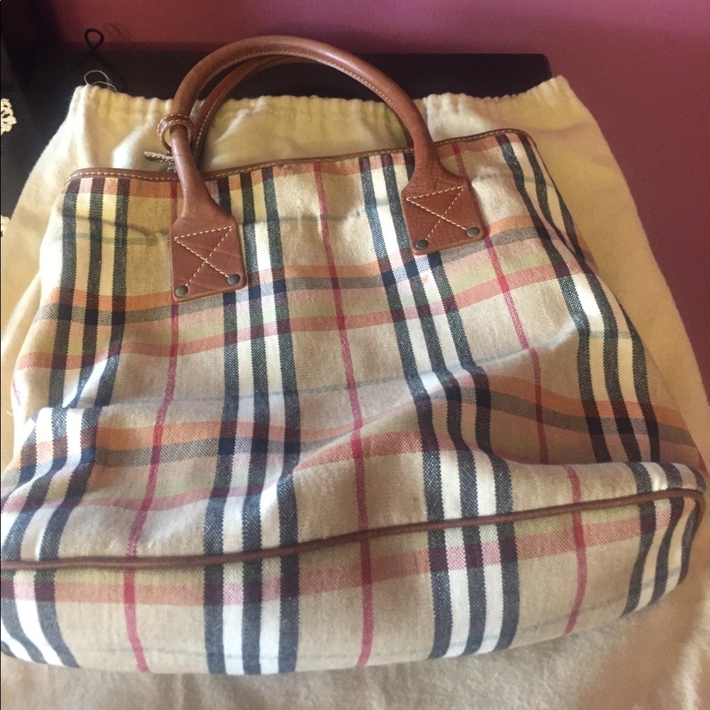 Burberry tote