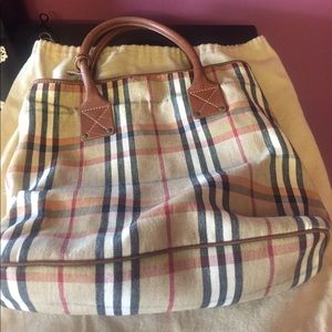 Burberry tote