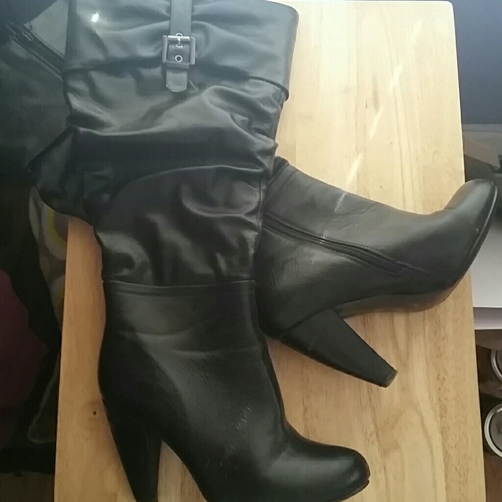 Torrid boots (7W)