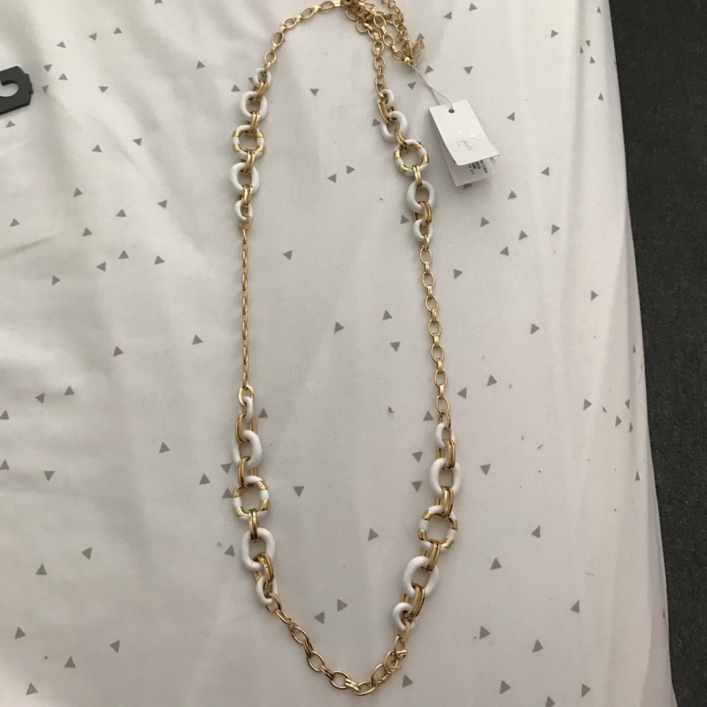 Kate Spade necklace (new w/ tag)