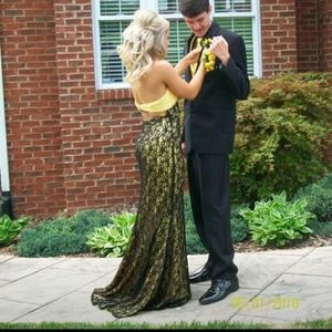 Sherri Hill Dress Size 4