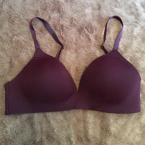 NWOT Wireless GapFit Bra