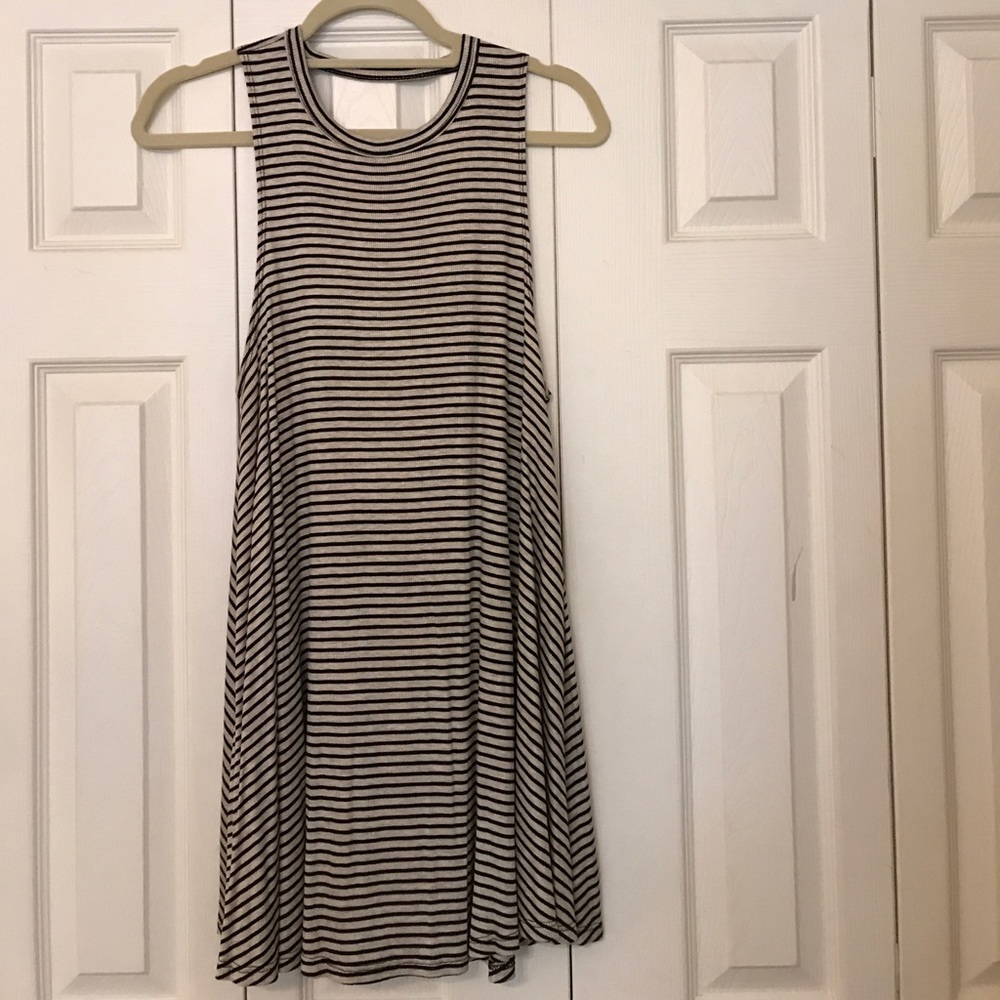 Audrey 3+1 dress