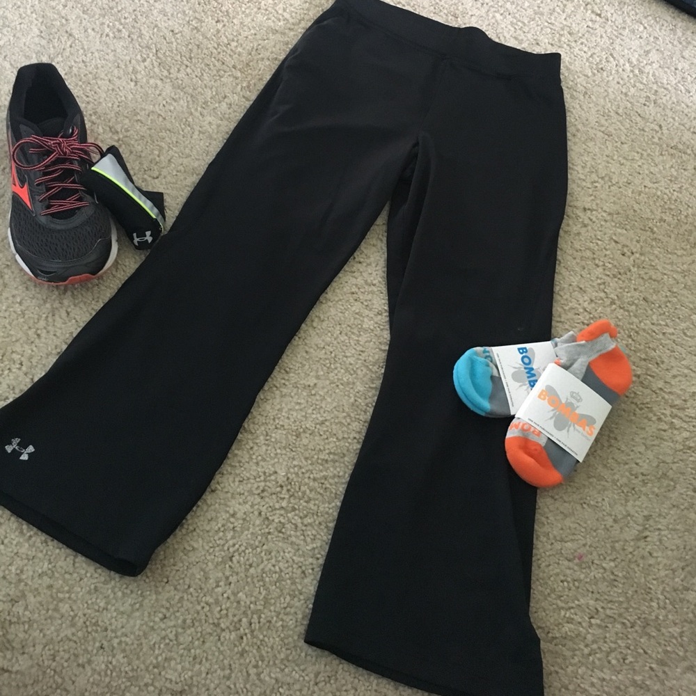 UA workout pants
