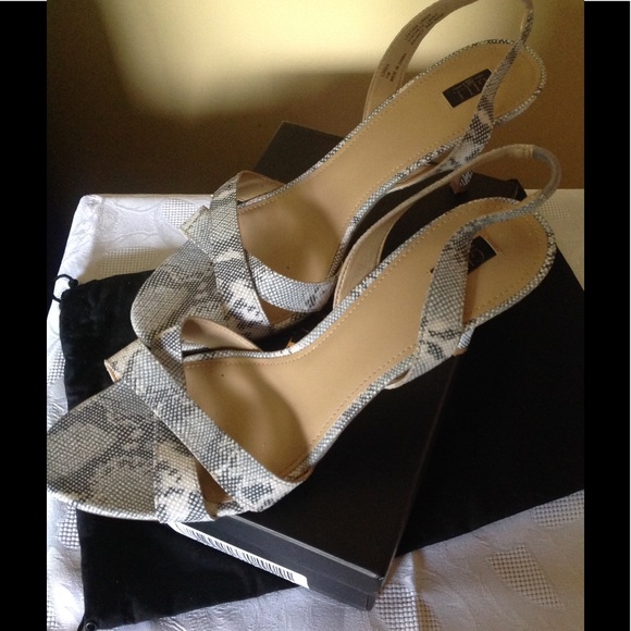 G.I.L.I Crossband Slingback Pumps/Sandals - Picture 4 of 7