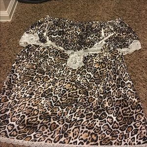 EUC Victoria Secret Tank/shorts silky pajamas