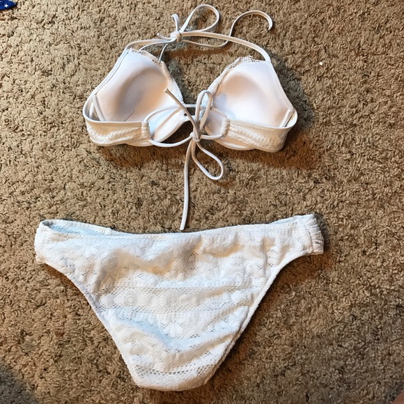 Victoria Secret bathing suit - Picture 4 of 4