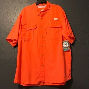 BRAND NEW W/ TAGS Mans fishing shirt