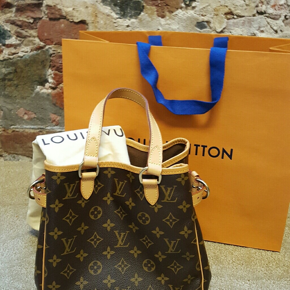 SOLD😄 Louis Vuitton Batignolles vertical bag