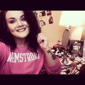 Meet your Posher, Addie