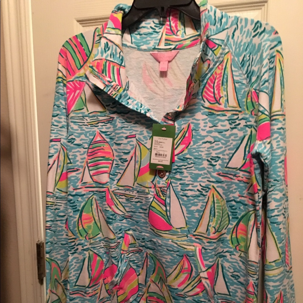 Sold! Nwt Lilly Pulitzer ya gotta regatta popover