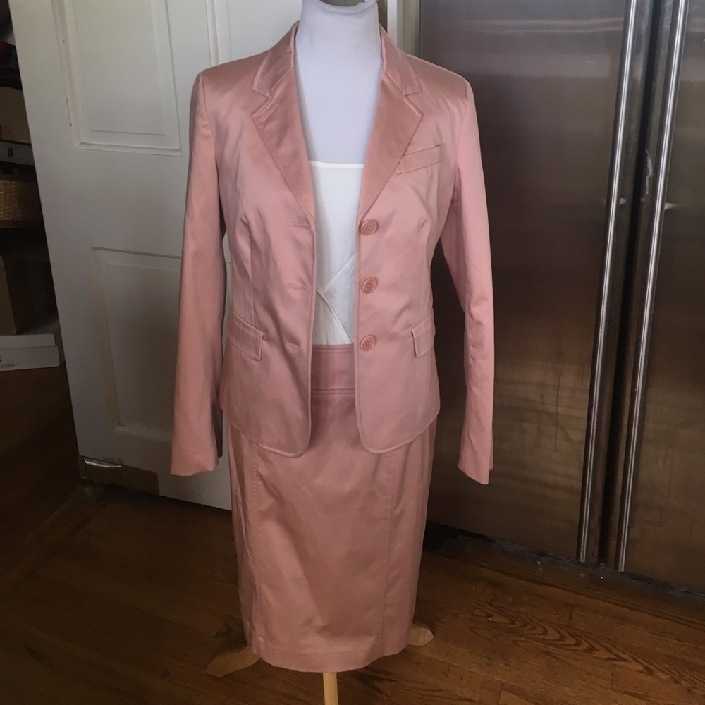 NWT TALBOTS "TheGRACEfit Flatteringly Classic"Suit