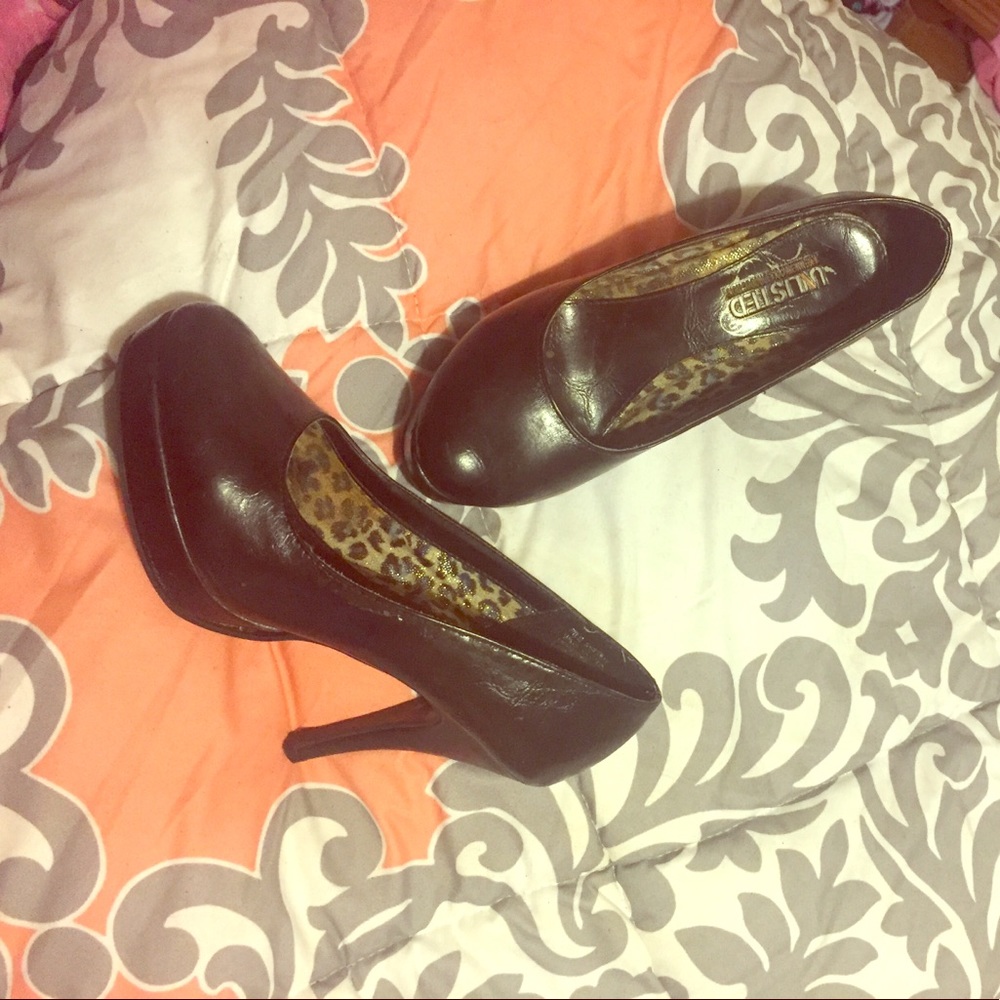 Black heels