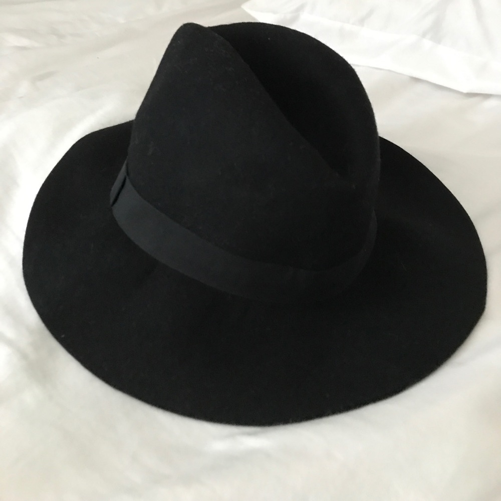 black hat