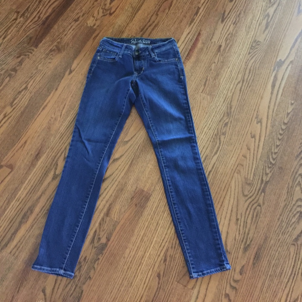 Old Navy Rock Star skinny jeans size 6 regular