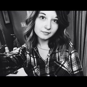 Meet your Posher, Kayla