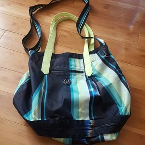 Lululemon workout bag
