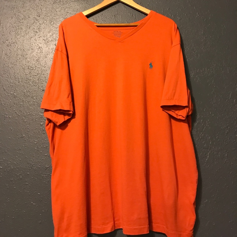 Ralph Lauren Men's v-neck T-shirt