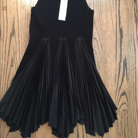 Tunic - Picture 2 of 3