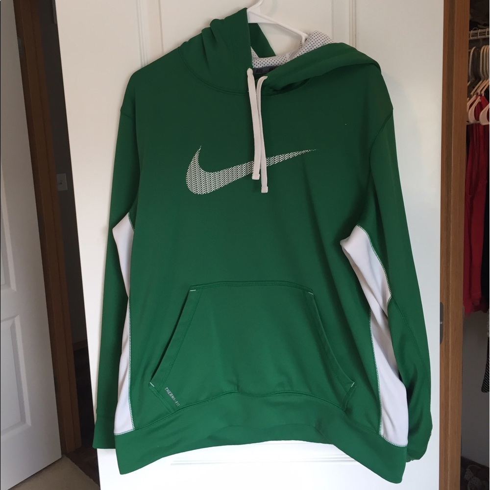 men's nike sweatshirt