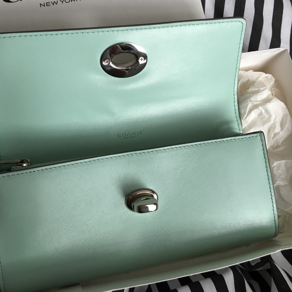 Sea Glass Authentic Coach Wallet - Picture 3 of 4