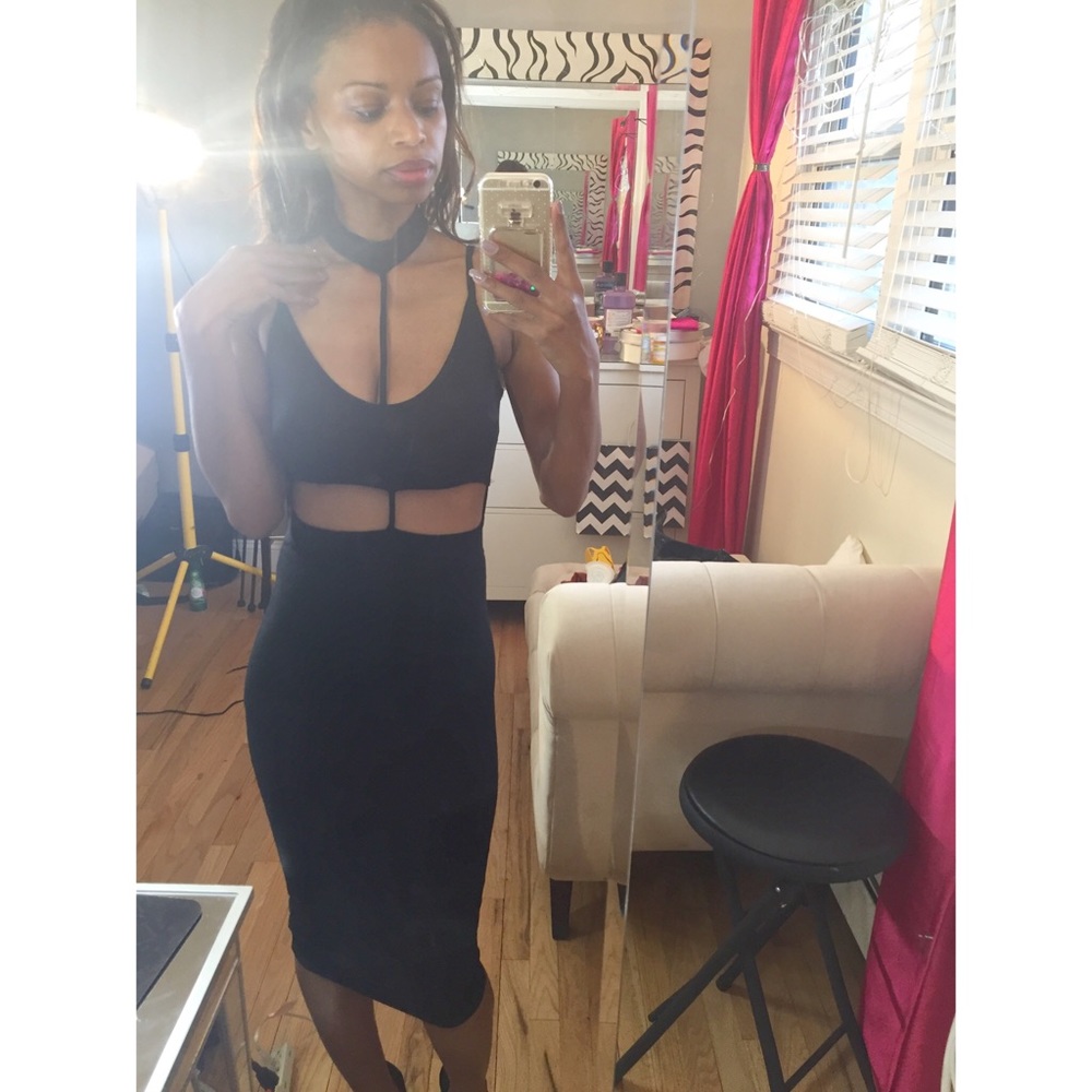 Choker Cut-out Dress