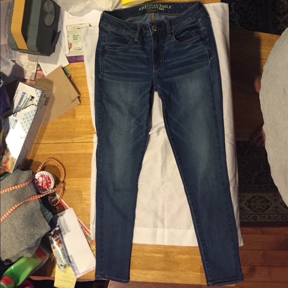 American Eagle jeans size 4 short