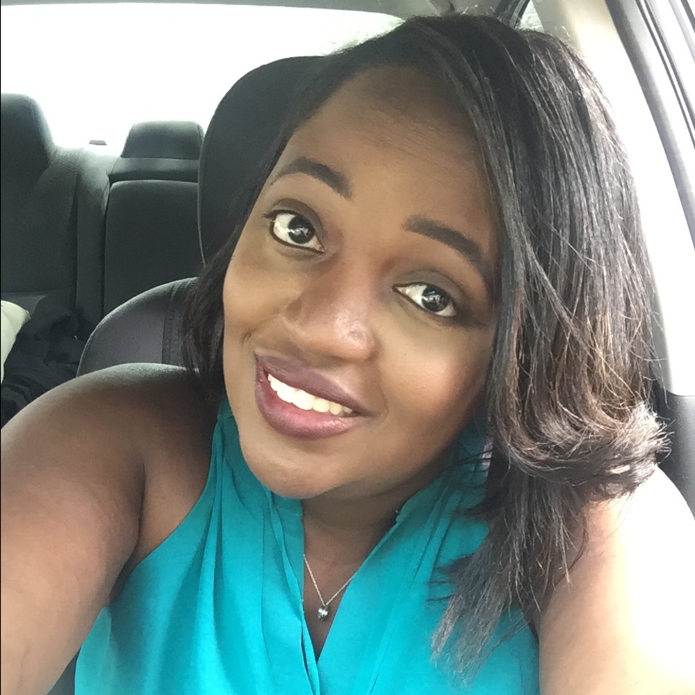 Meet your Posher, Lawrena