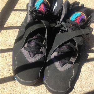 Aqua 8s