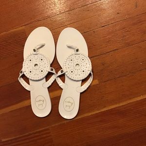 Jack Rogers White Jelly Flip Flops! Size 9