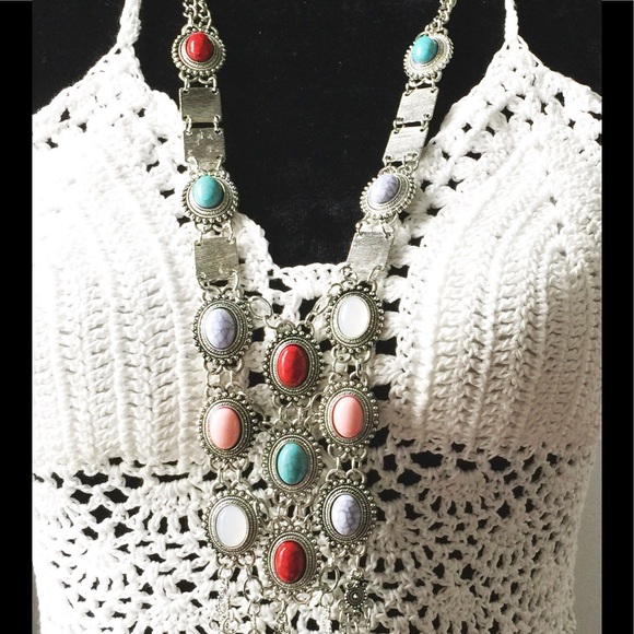 🔥 Festival crocheted boho chic halter crop top - Picture 3 of 5