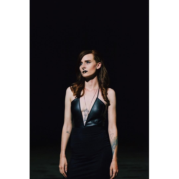 Meet your Posher, Katharine - Picture 1 of 1