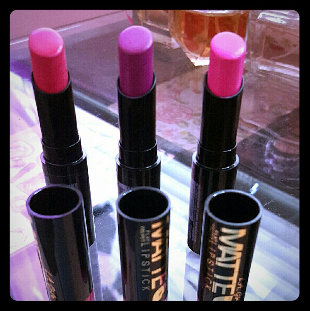 LA Girl Matte Lipstick