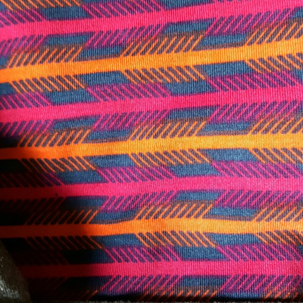 Lularoe Irma - Picture 4 of 4