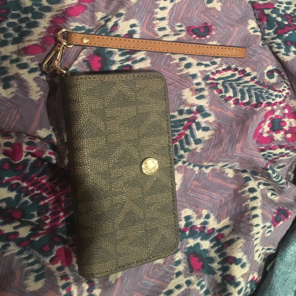 Michaels kors phone/wallet wristlet!