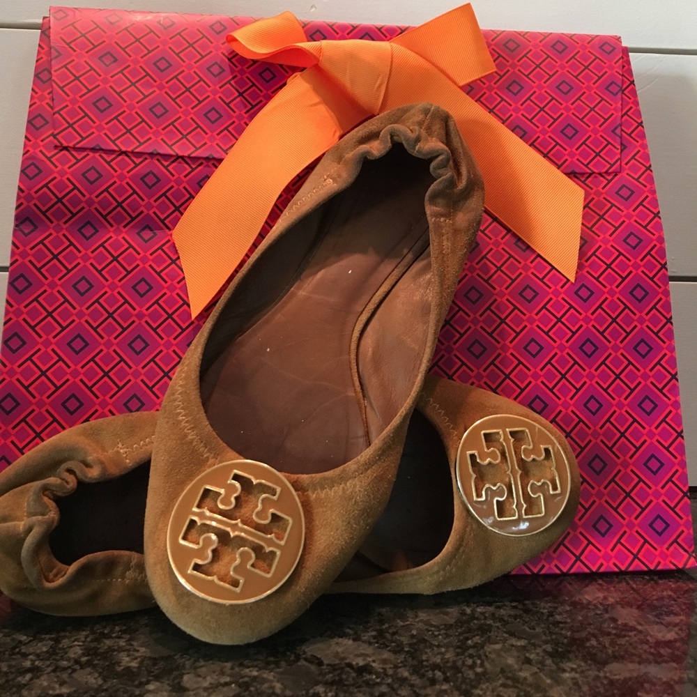 Tory Burch suede, camel color Revas