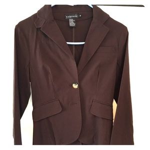 Brown fitted blazer