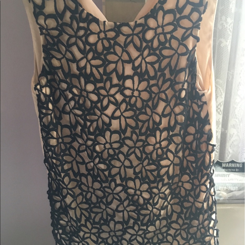 Lela Rose top