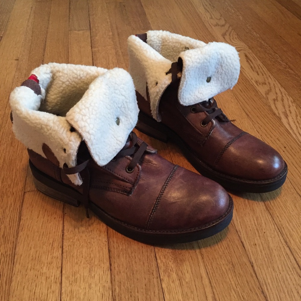 Brown leather ankle boots with fold down size 12