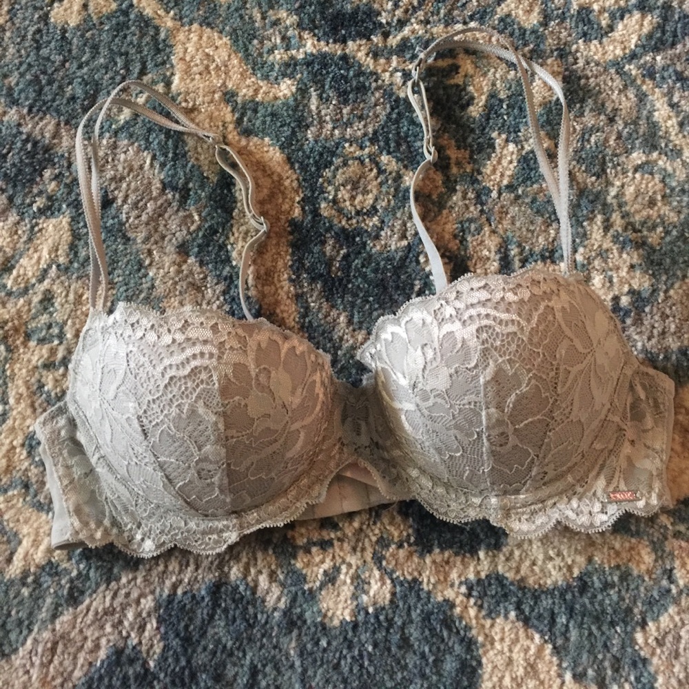 VS Pink Bra