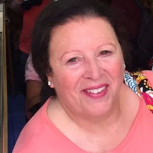 Meet your Posher, Danelle