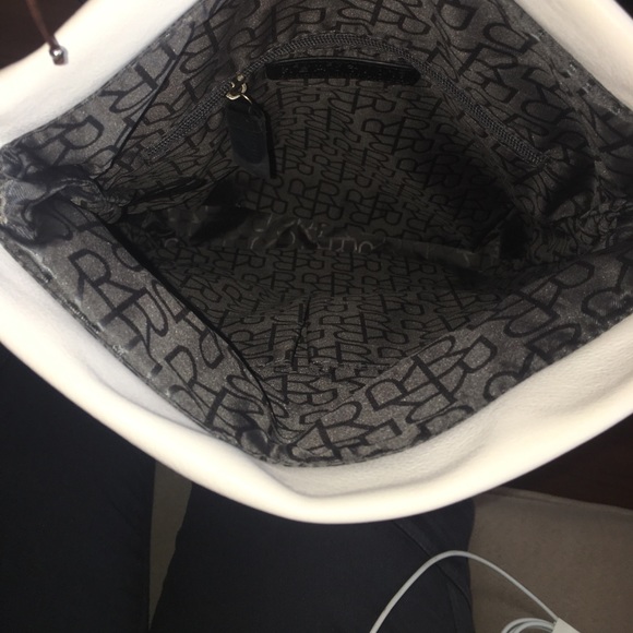 Kenneth Cole Reaction backpack foldover - Picture 4 of 7